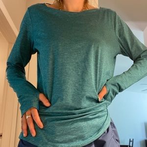 Columbia quick dry athletic top